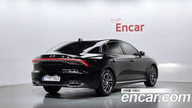Hyundai Grandeur (IG) 3.0 LPi Rent Car Modern 2022 — фото 2