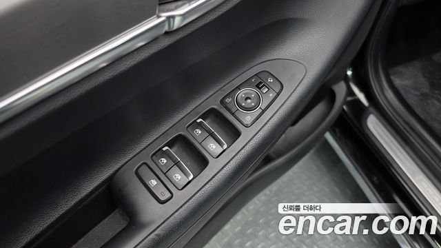 Hyundai Grandeur (IG) 3.0 LPi Rent Car Modern 2022 — фото 19