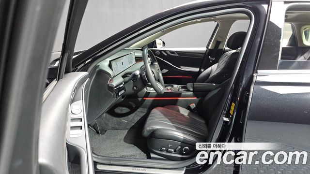 Genesis G80 (RG3) Gasoline 3.5 Turbo AWD 2025 — фото 10