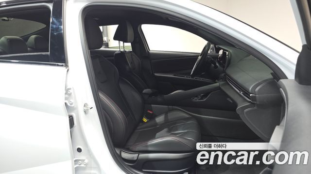 Hyundai Avante (CN7) 1.6 Modern N Line 2024 — фото 11
