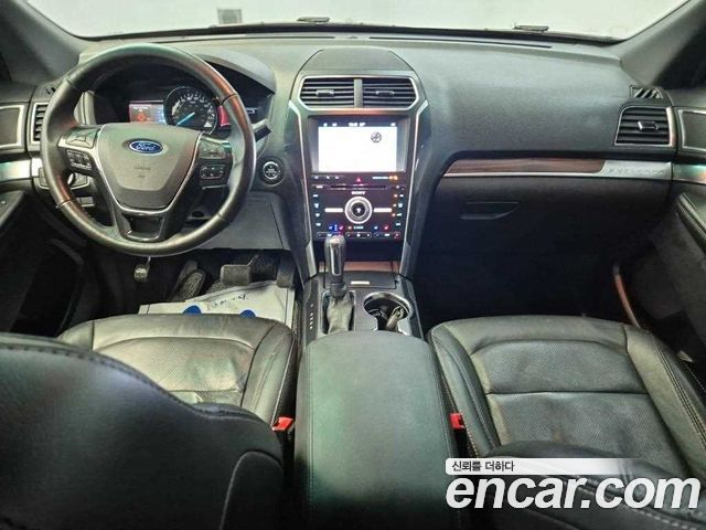 Ford Explorer 2.3 Limited 4WD 5th 2017 — фото 7