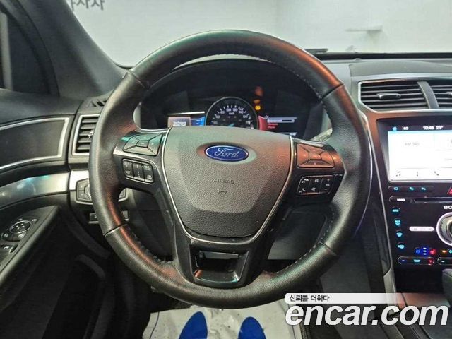 Ford Explorer 2.3 Limited 4WD 5th 2017 — фото 9