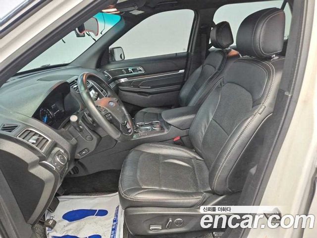 Ford Explorer 2.3 Limited 4WD 5th 2017 — фото 15