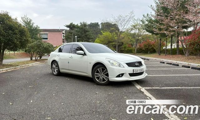 Infiniti G25 Sedan Premium V36