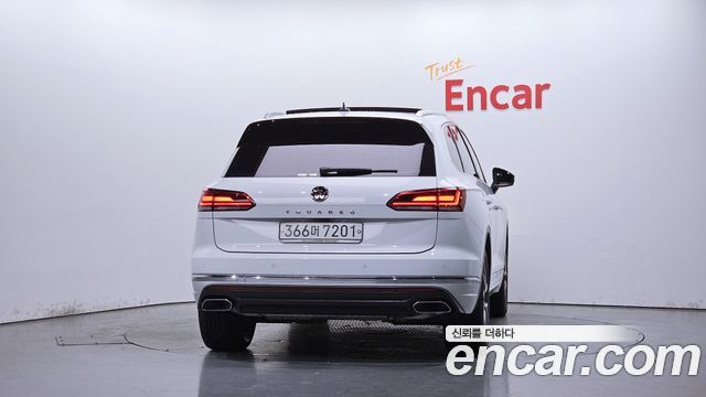 Volkswagen Touareg (III) 3.0 TDI Prestige 2020 — фото 4