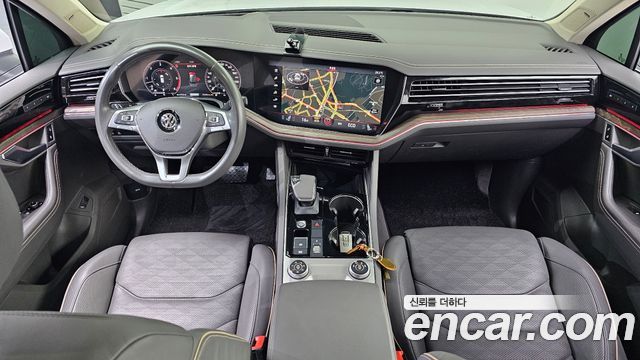 Volkswagen Touareg (III) 3.0 TDI Prestige 2020 — фото 7