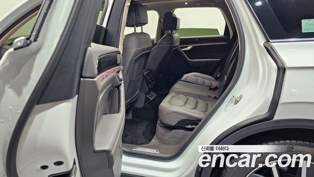 Volkswagen Touareg (III) 3.0 TDI Prestige 2020 — фото 26