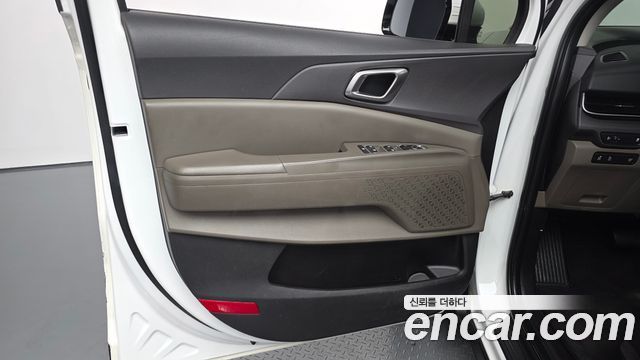 Kia Carnival (IV) Diesel 9-Seater Prestige 2025 — фото 24