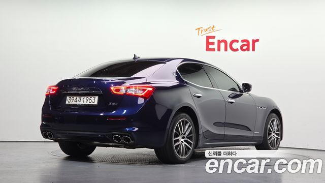 Maserati Ghibli 3.0 GranLusso 3rd 2020 — фото 2
