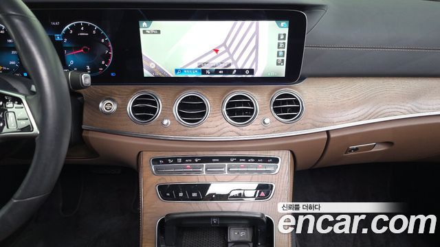 Mercedes-Benz E-Class (W213) E250 Exclusive 2021 — фото 15