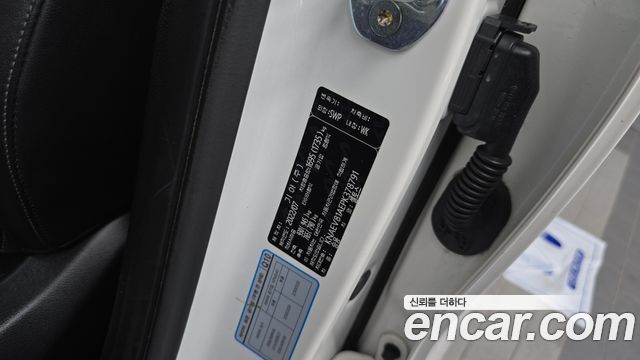 Kia Seltos Gasoline 2.0 2WD Signature 2023 — фото 19