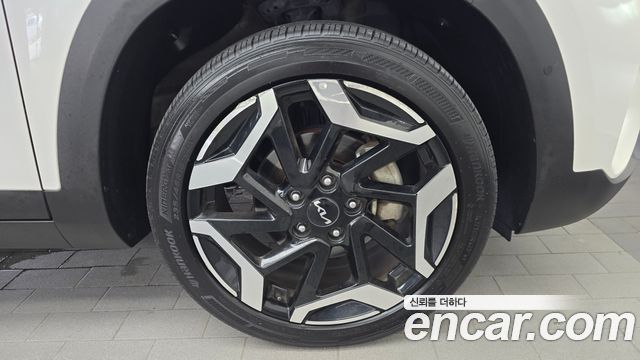 Kia Seltos Gasoline 2.0 2WD Signature 2023 — фото 21