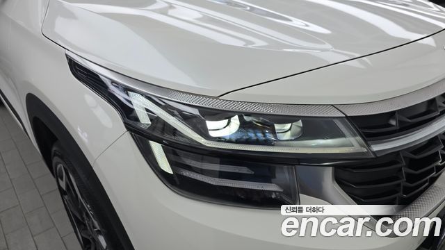 Kia Seltos Gasoline 2.0 2WD Signature 2023 — фото 22