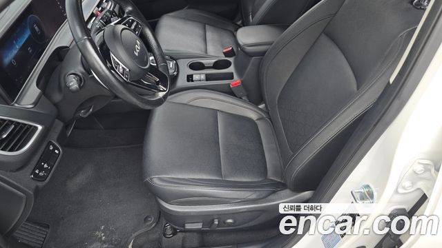 Kia Seltos Gasoline 2.0 2WD Signature 2023 — фото 29
