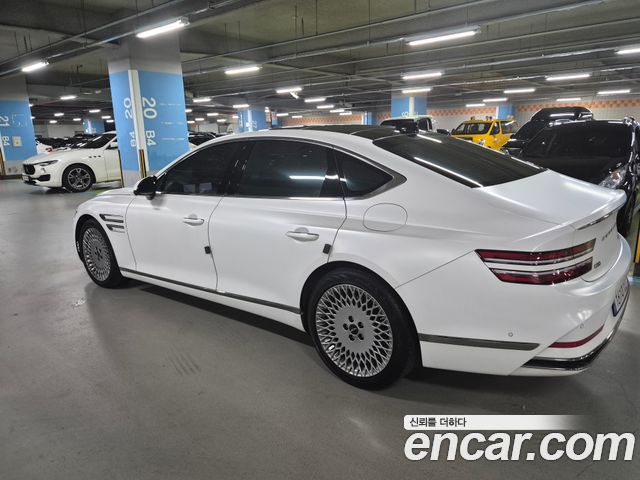 Genesis G80 (RG3) Gasoline 2.5 Turbo AWD 2025 — фото 6