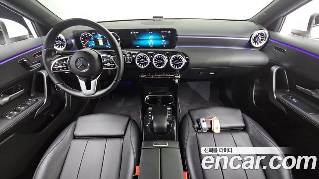 Mercedes-Benz A-Class (W177) A200d Sedan 2021 — фото 7