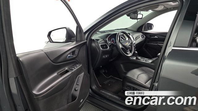 Chevrolet Equinox 2WD Premier Exclusive 2018 — фото 10