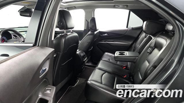 Chevrolet Equinox 2WD Premier Exclusive 2018 — фото 11