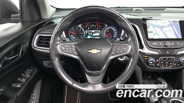 Chevrolet Equinox 2WD Premier Exclusive 2018 — фото 12