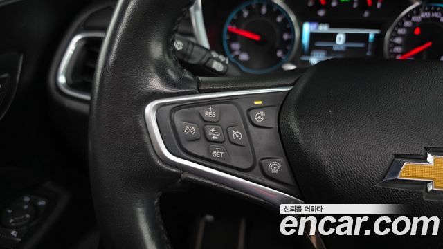 Chevrolet Equinox 2WD Premier Exclusive 2018 — фото 17