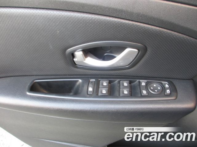 Renault Korea SM3 Neo Diesel LE 2018 — фото 18