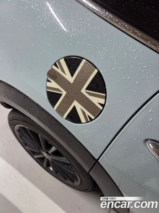 MINI Cooper 5Door Retro Blue Edition 3rd 2018 — фото 9