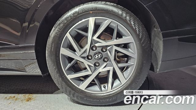 Hyundai Grandeur (GN7) 3.5 LPG 2WD Premium 2023 — фото 21