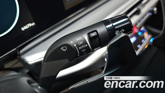 Hyundai Grandeur (GN7) 3.5 LPG 2WD Premium 2023 — фото 32