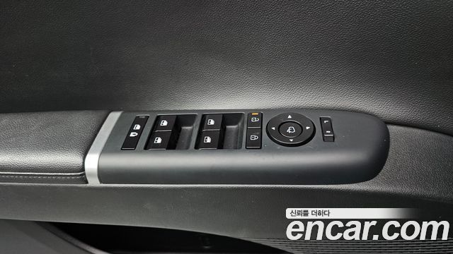 Hyundai Grandeur (GN7) 3.5 LPG 2WD Premium 2023 — фото 33
