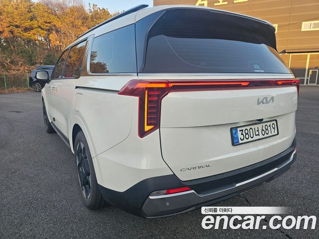 Kia Carnival (IV) Diesel 7-Seater Signature 2024 — фото 4