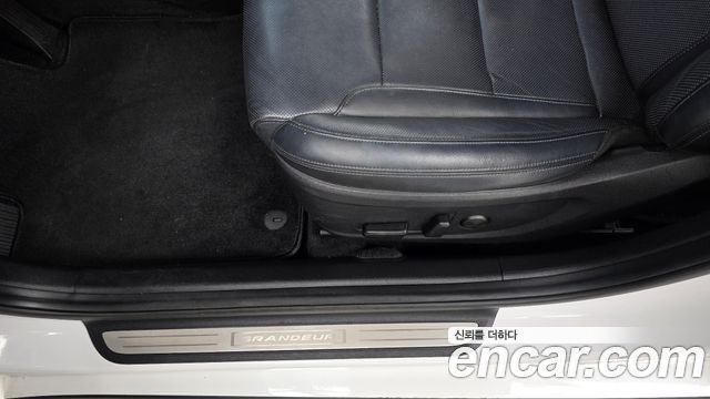 Hyundai Grandeur (IG) 2.5 Premium 2020 — фото 31