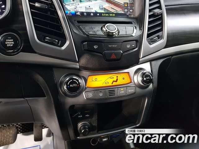 KG Mobility (SsangYong) Korando C 2.0 Adventure 60th Edition 4WD 2014 — фото 18