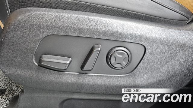 Kia Carnival (IV) Diesel 9-Seater Noblesse 2023 — фото 31