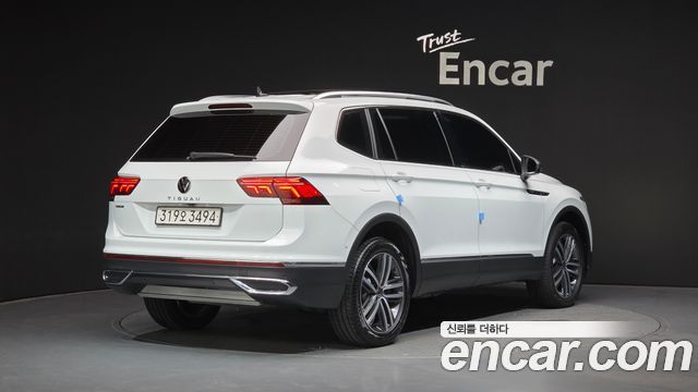 Volkswagen Tiguan Allspace 2.0 TSI Prestige 2024 — фото 2
