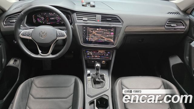 Volkswagen Tiguan Allspace 2.0 TSI Prestige 2024 — фото 7