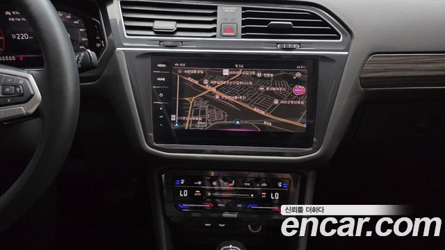 Volkswagen Tiguan Allspace 2.0 TSI Prestige 2024 — фото 29