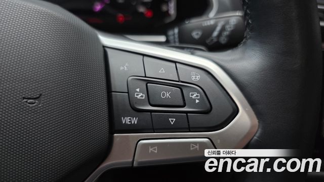 Volkswagen Tiguan Allspace 2.0 TSI Prestige 2024 — фото 34