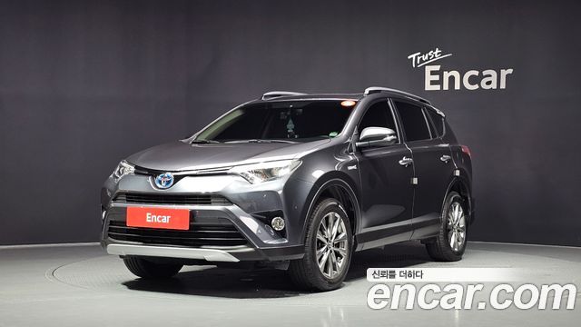 Toyota RAV4 2.5 4WD Hybrid 4th 2017 — фото 1