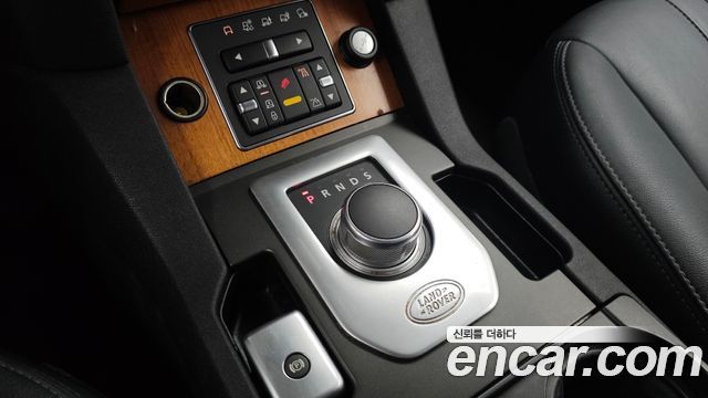 Land Rover Discovery 4 3.0 SDV6 SE 2013 — фото 9