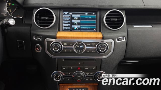 Land Rover Discovery 4 3.0 SDV6 SE 2013 — фото 14