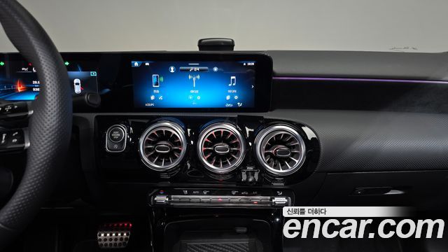 Mercedes-Benz A-Class (W177) AMG A45 S 4MATIC+ Hatchback 2025 — фото 14