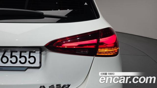 Mercedes-Benz A-Class (W177) AMG A45 S 4MATIC+ Hatchback 2025 — фото 23