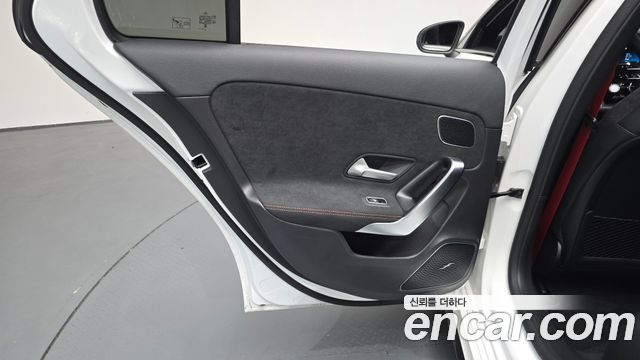 Mercedes-Benz A-Class (W177) AMG A45 S 4MATIC+ Hatchback 2025 — фото 25