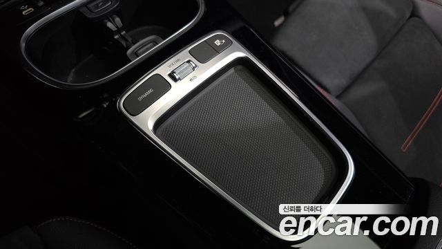 Mercedes-Benz A-Class (W177) AMG A45 S 4MATIC+ Hatchback 2025 — фото 31