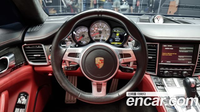 Porsche Panamera 4.8 GTS 970 2016 — фото 13