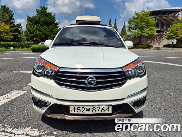 KG Mobility (SsangYong) Korando Turismo 4WD TX 9-seater
