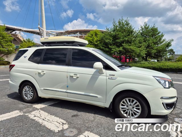 KG Mobility (SsangYong) Korando Turismo 4WD TX 9-seater 2017 — фото 3