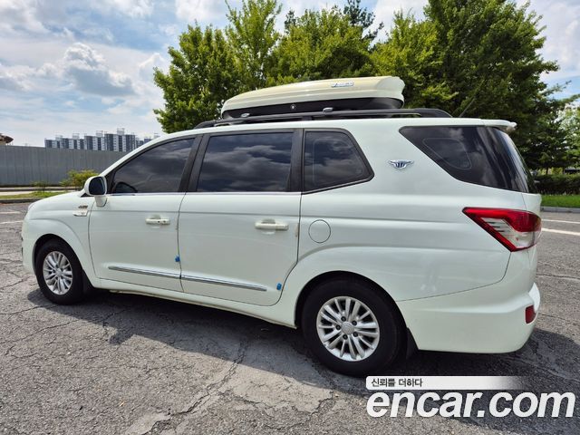 KG Mobility (SsangYong) Korando Turismo 4WD TX 9-seater 2017 — фото 6