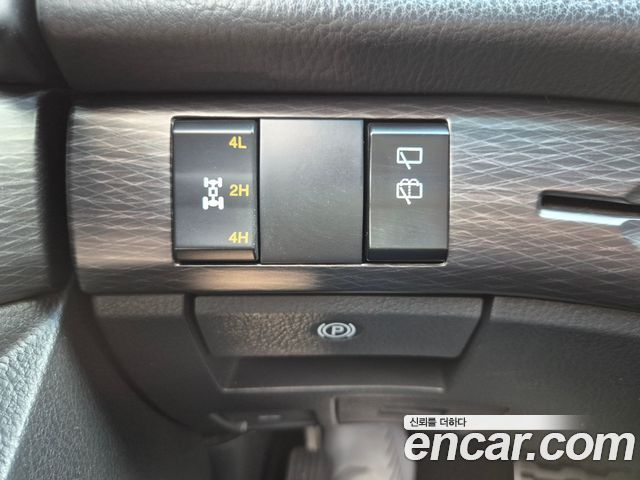KG Mobility (SsangYong) Korando Turismo 4WD TX 9-seater 2017 — фото 16