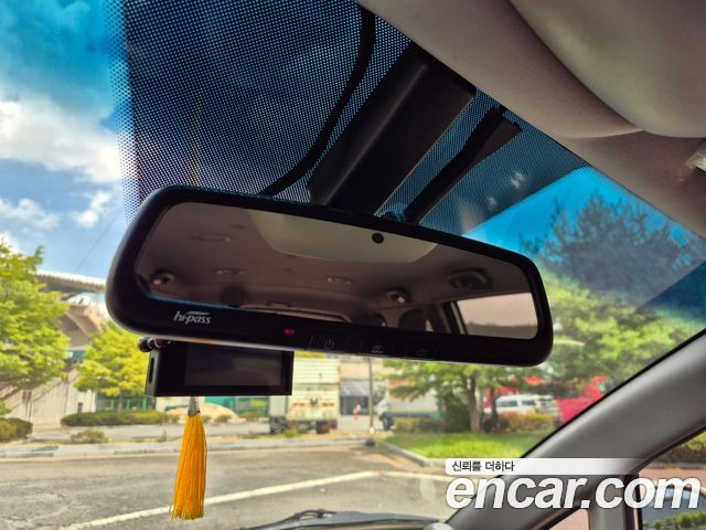 KG Mobility (SsangYong) Korando Turismo 4WD TX 9-seater 2017 — фото 17